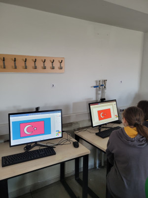 Türk Bayrağı Çizimi